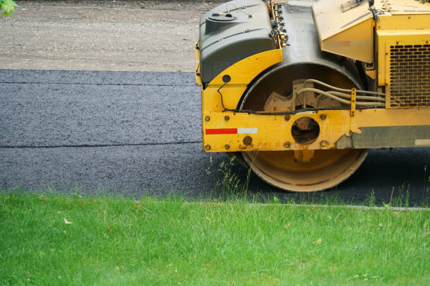 Best Driveway Paving Contractor  in South Wilton, CT